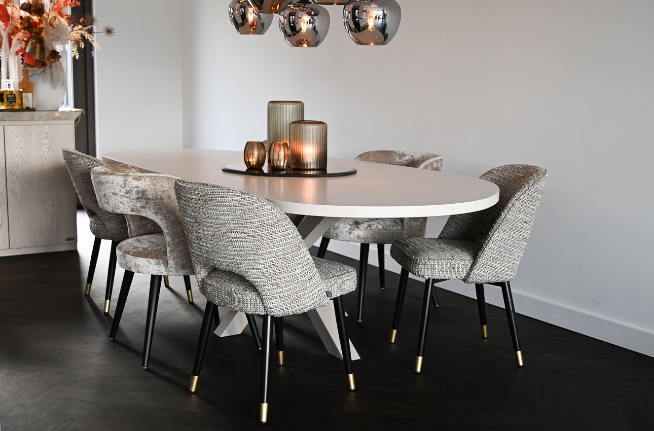 Sora Eettafel Organisch Eiken