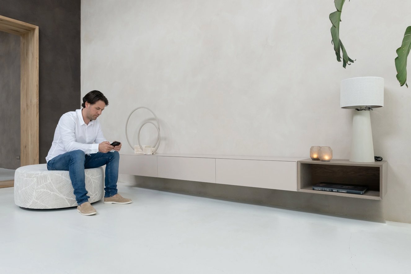 Tv-Meubel	Zyan 3 Kleppen MDF met Eiken Vak