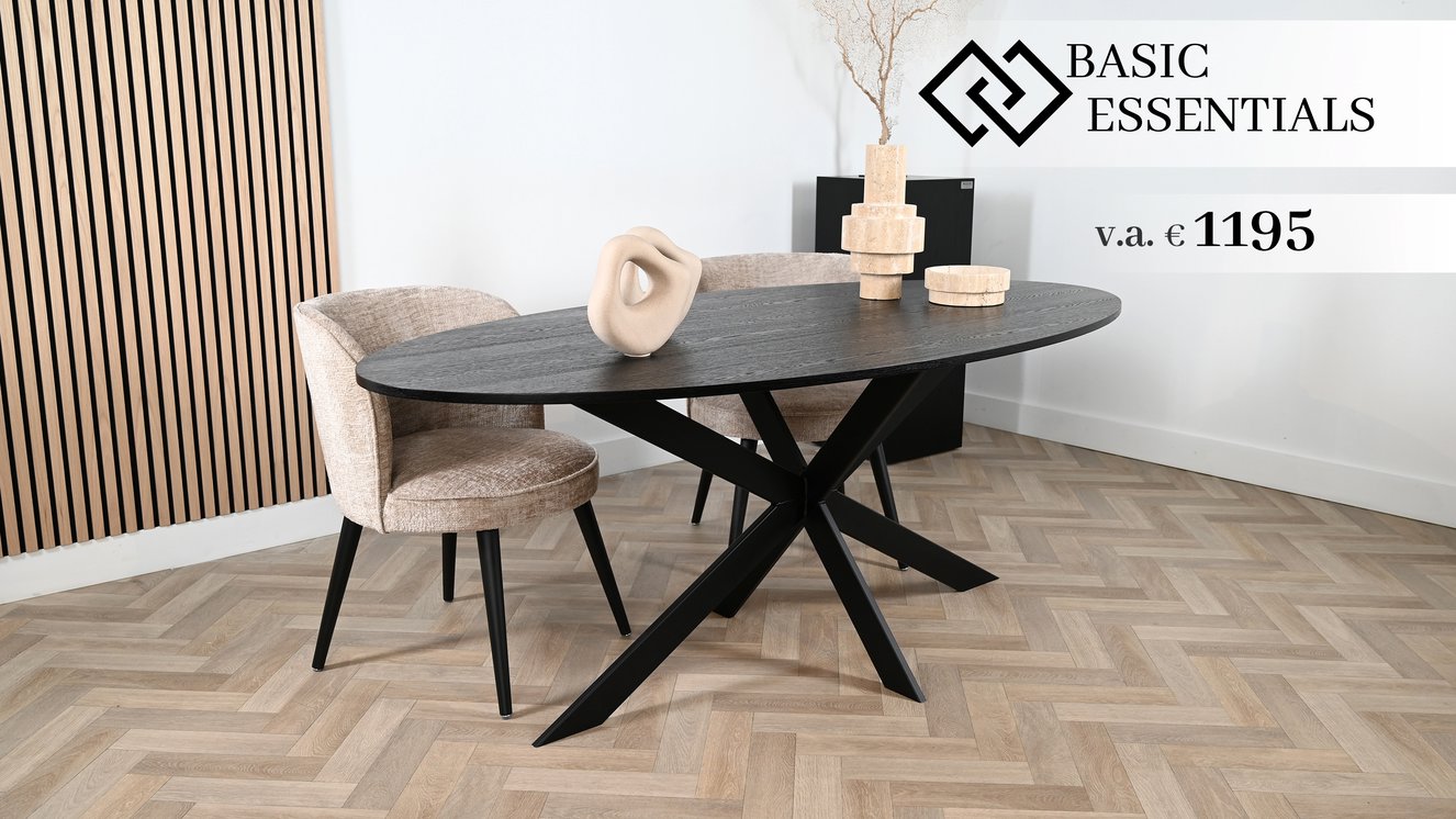 Riga Eettafel Ovaal Eiken