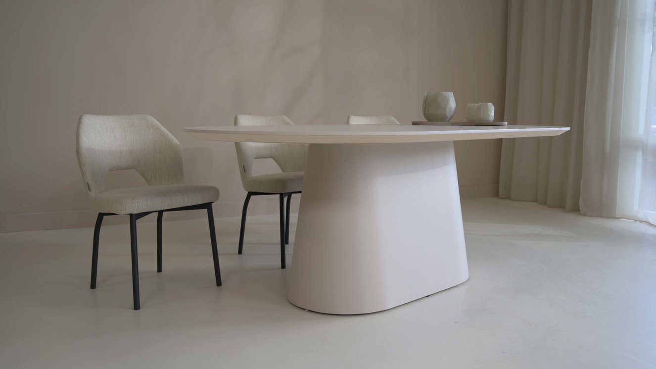 Reggio Wide Oval Eettafel Pil Eiken