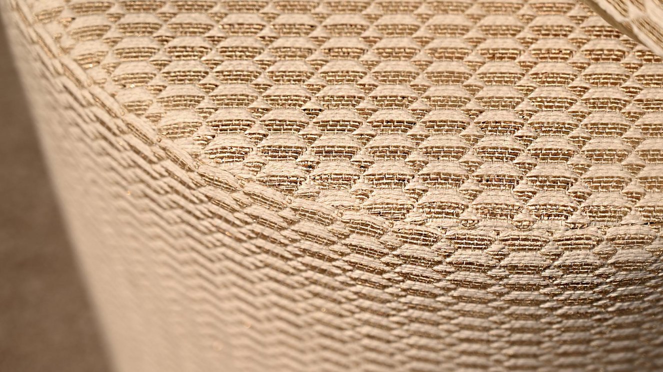 Calassandra Poef White	Gold