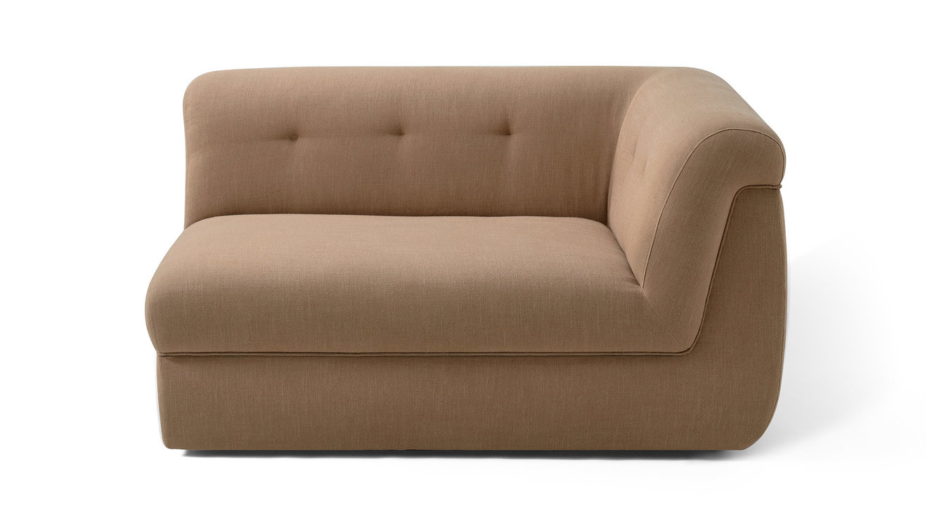 Esan Gobi Desert Bank Corner Right