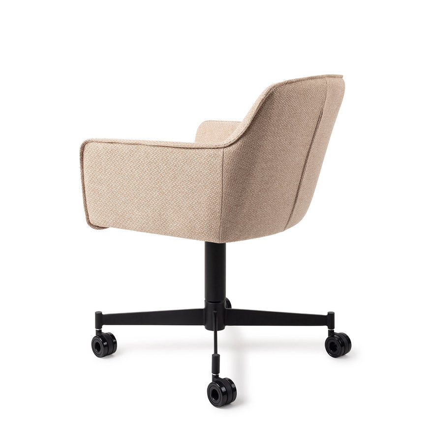 Hofu Wild Walnut Eetkamerstoel Caster Black