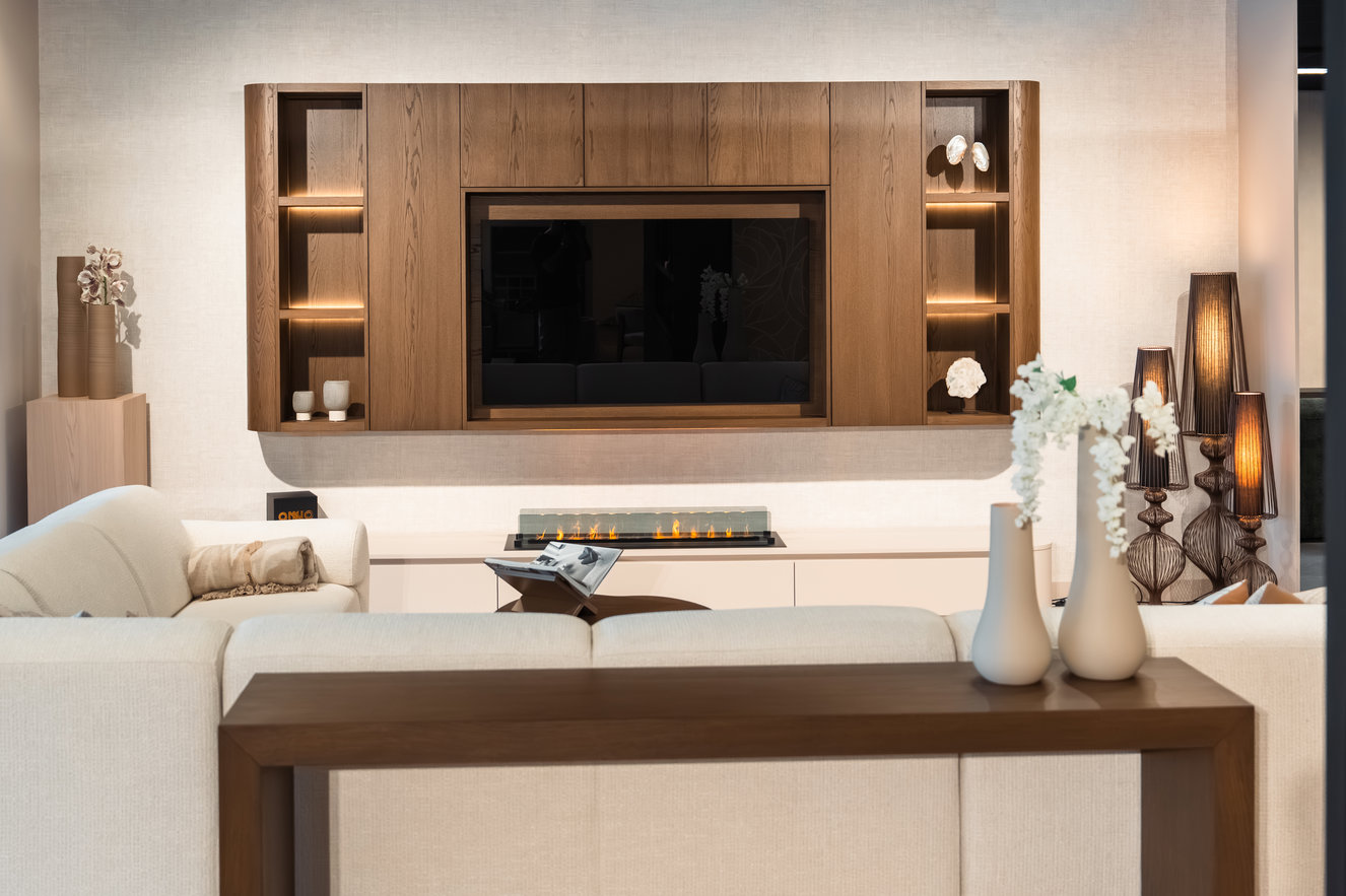 Cinewall	Kumo Hangend Eiken