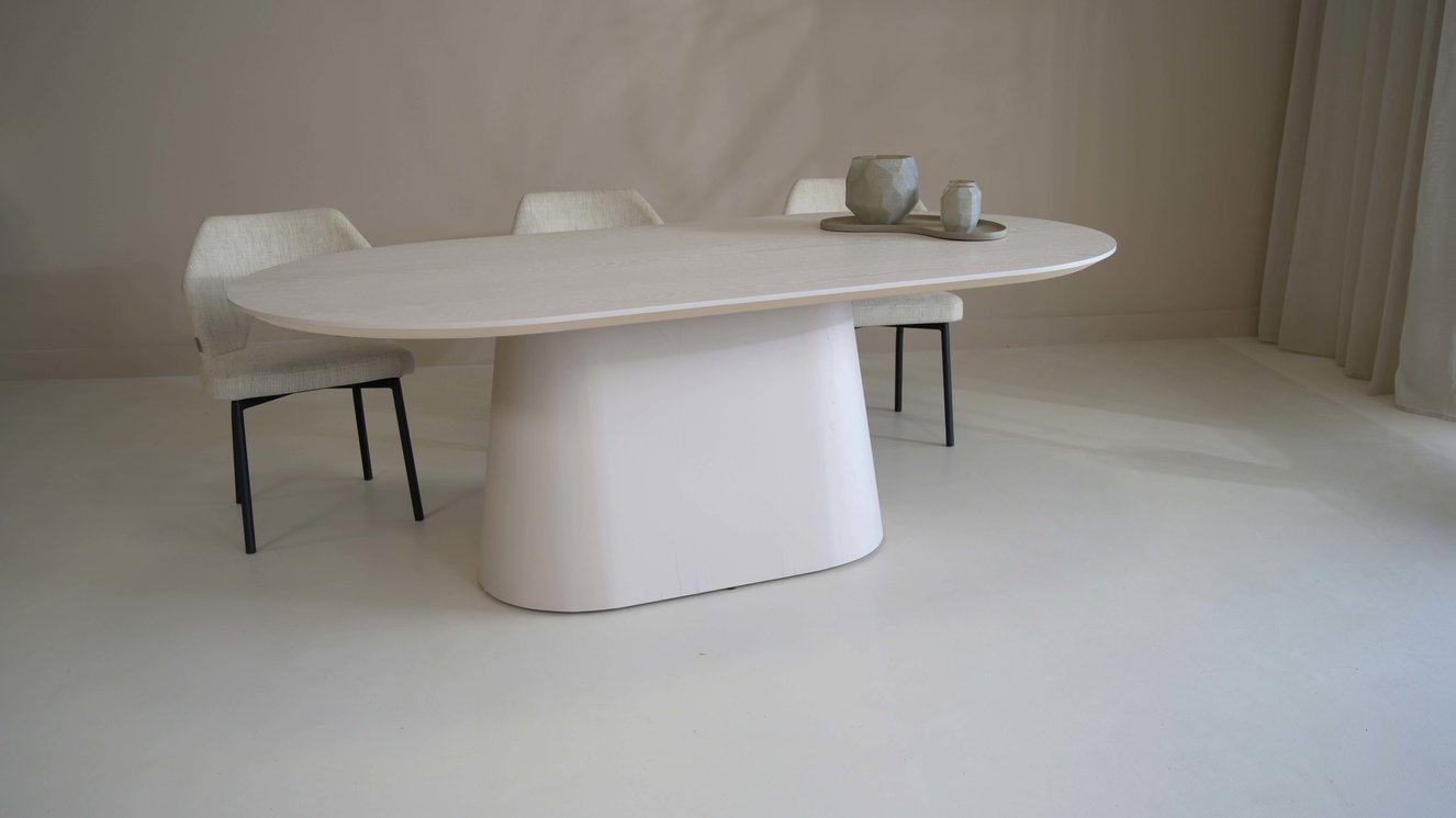 Reggio Wide Oval Eettafel Pil Eiken