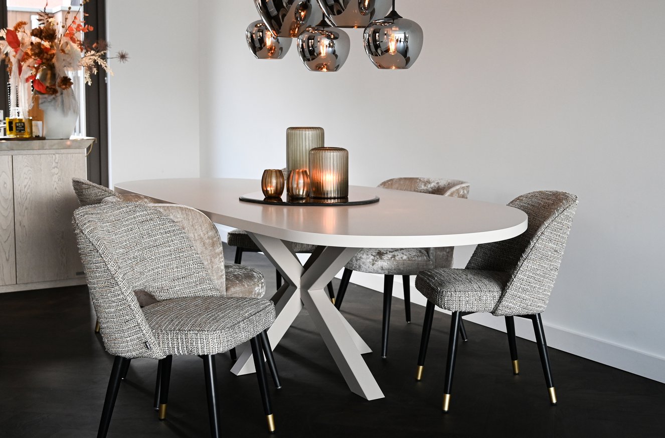 Sora Eettafel Organisch Eiken