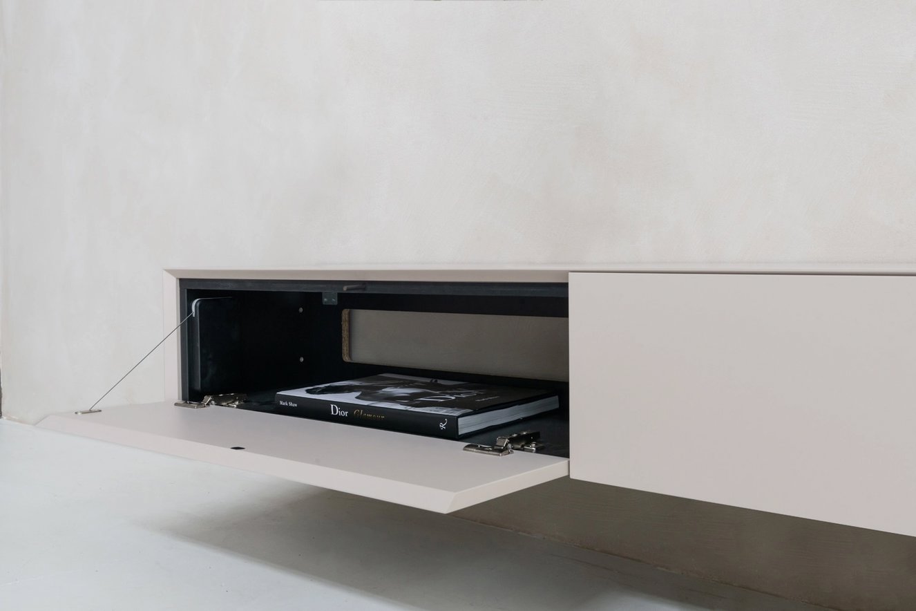 Tv-Meubel	Zyan 3 Kleppen MDF met Eiken Vak