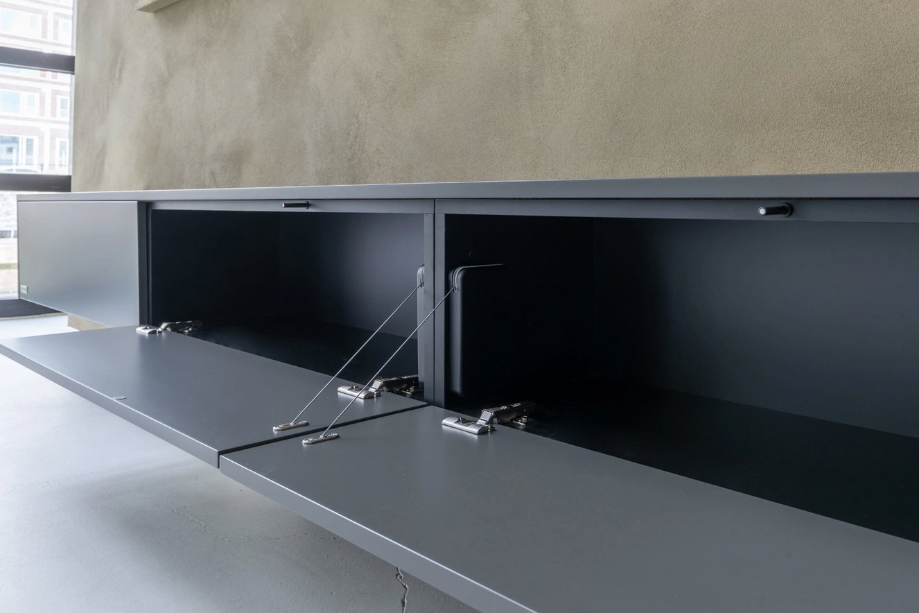 Tv-Meubel	Johnson 4-kleppen